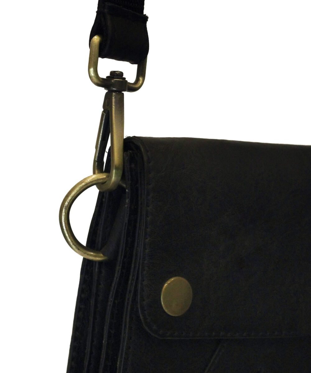 Bag 06 - Image 2